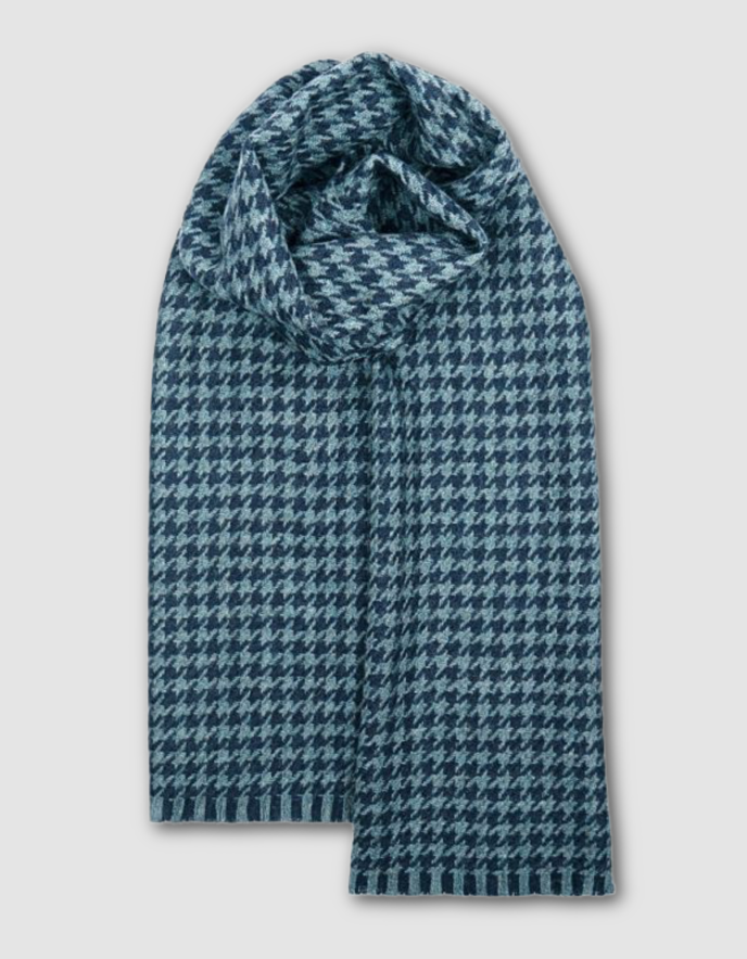 Lochcarron Fearne Scarf in Corrie Sky