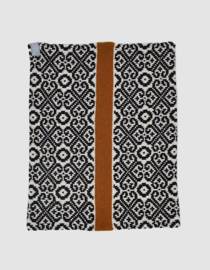 Scarlet Baltic Snood in Black and Almond