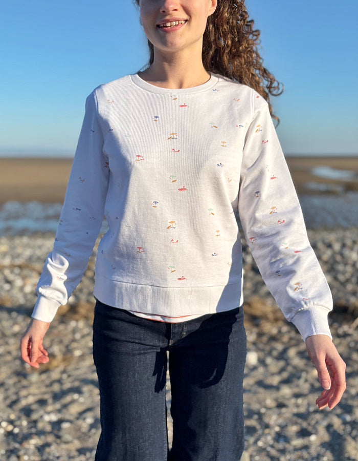 white cotton sweatshirt with allover beach print