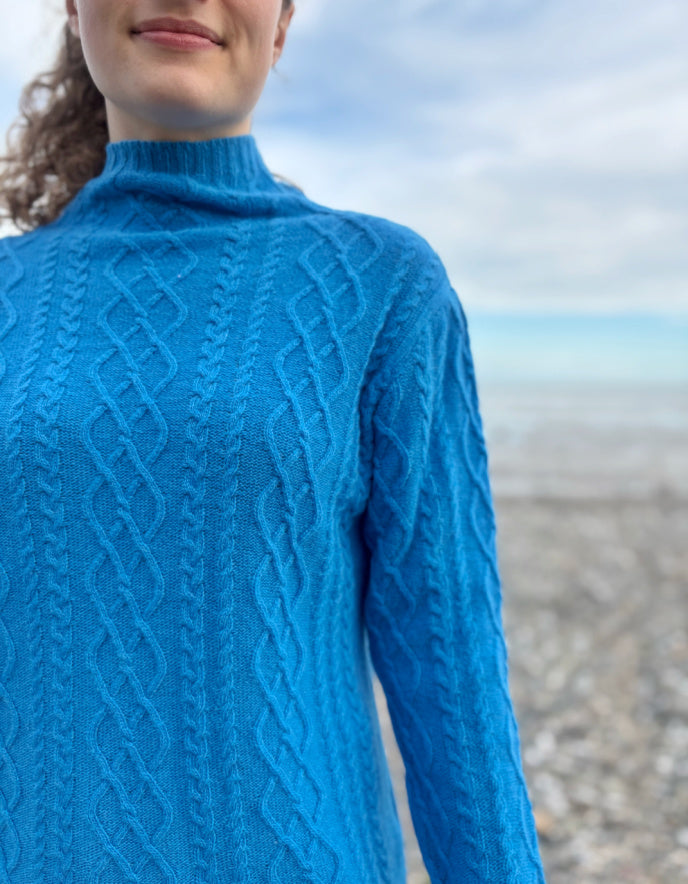Heidekonigin Turtle Neck with Cables in Sky Blue