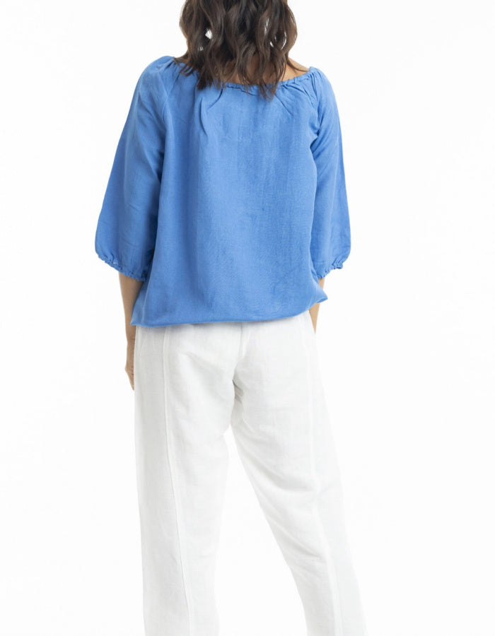 Escape Linen Top in Sky Blue