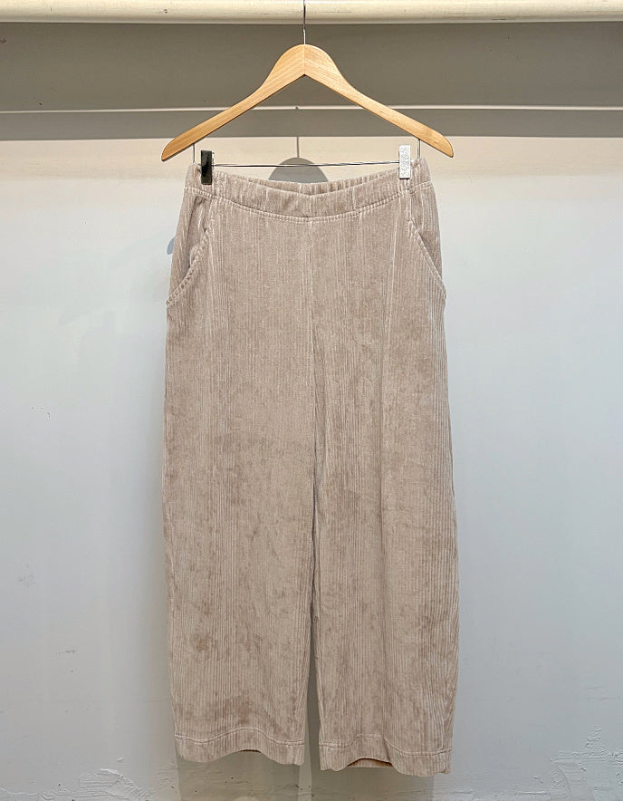 Vetono Jumbo Cord Lantern Pant in Pebble