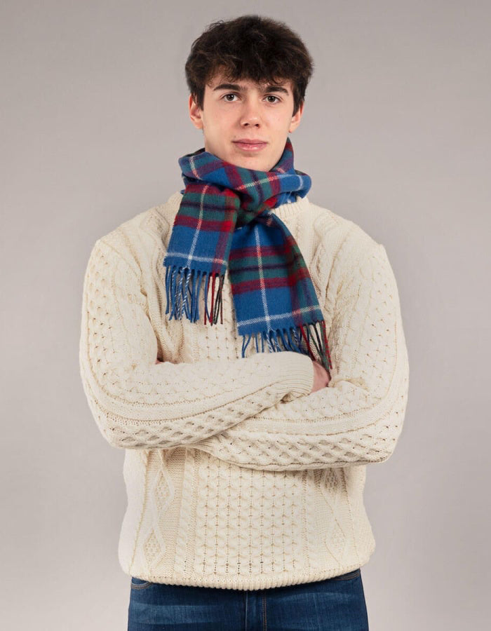 Lochcarron lambswool Scarf in Edinburgh Tartan