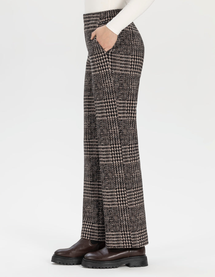 cotton jersey pull on trouser in grey and black oversized plaid checks
