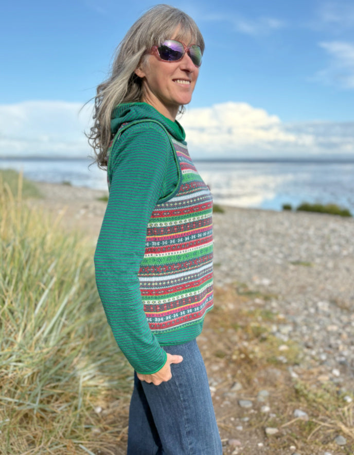 Heidekonigin Tank Top in Jewel Fair Isle