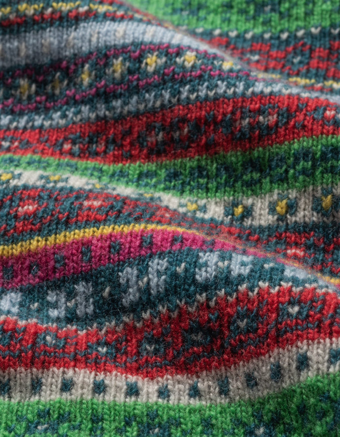 Heidekonigin Tank Top in Jewel Fair Isle