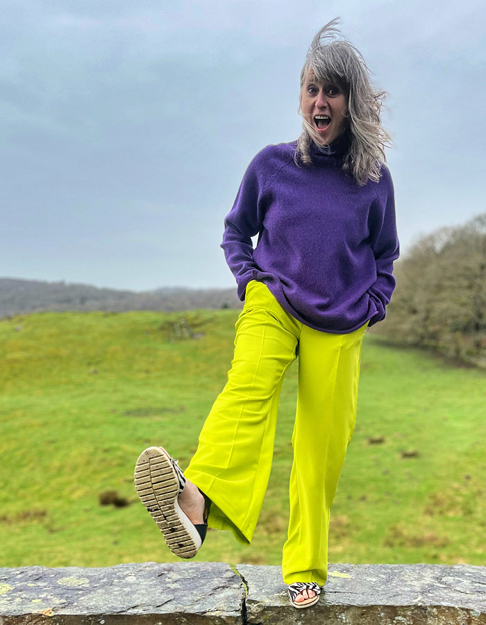 lime wide leg trouser with elasticated waist and two side pockets