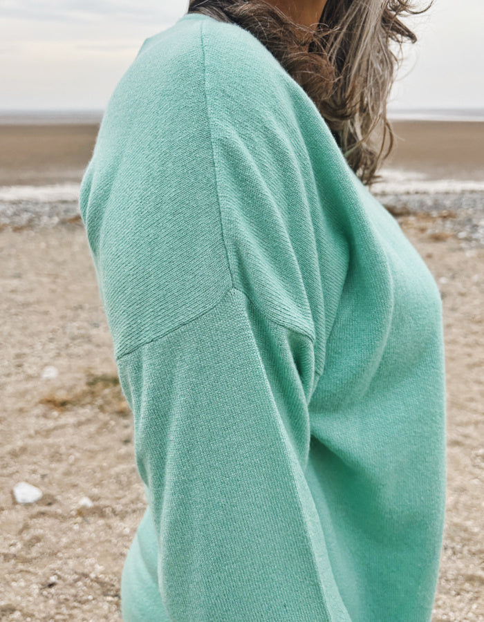 mint cashmere lambswool one size loose fit sweater