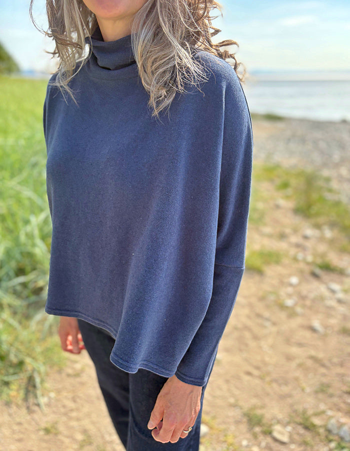 Neirami Boxy Turtle Neck in Navy