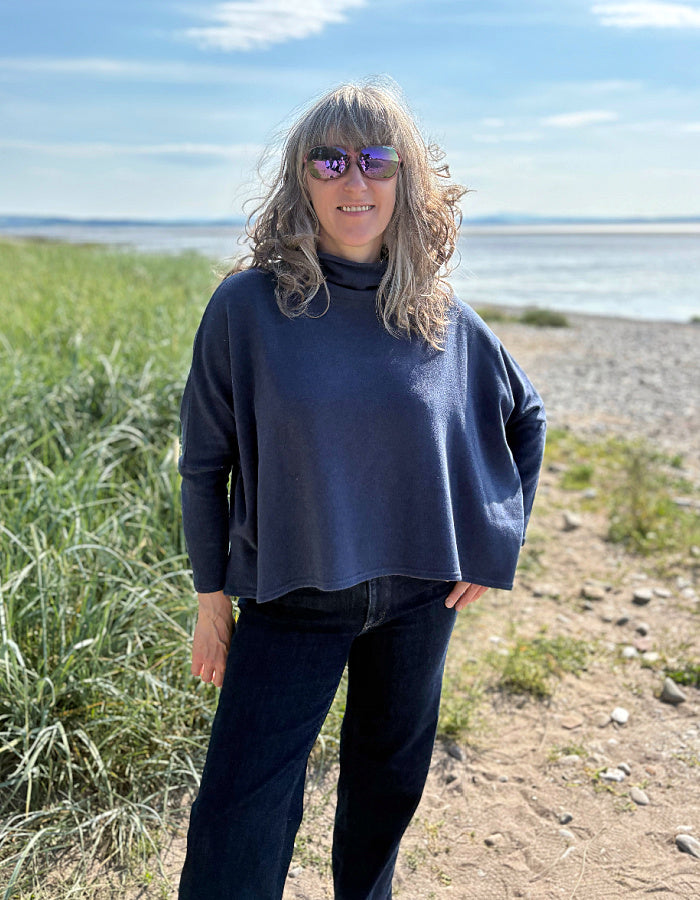 Neirami Boxy Turtle Neck in Navy