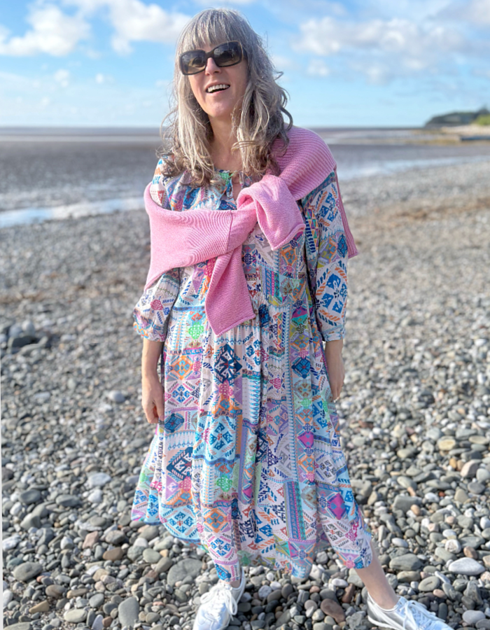 easy style loose fit summer dress with 3/4 length sleeves and a loose flow fit in a soft pastel bright
