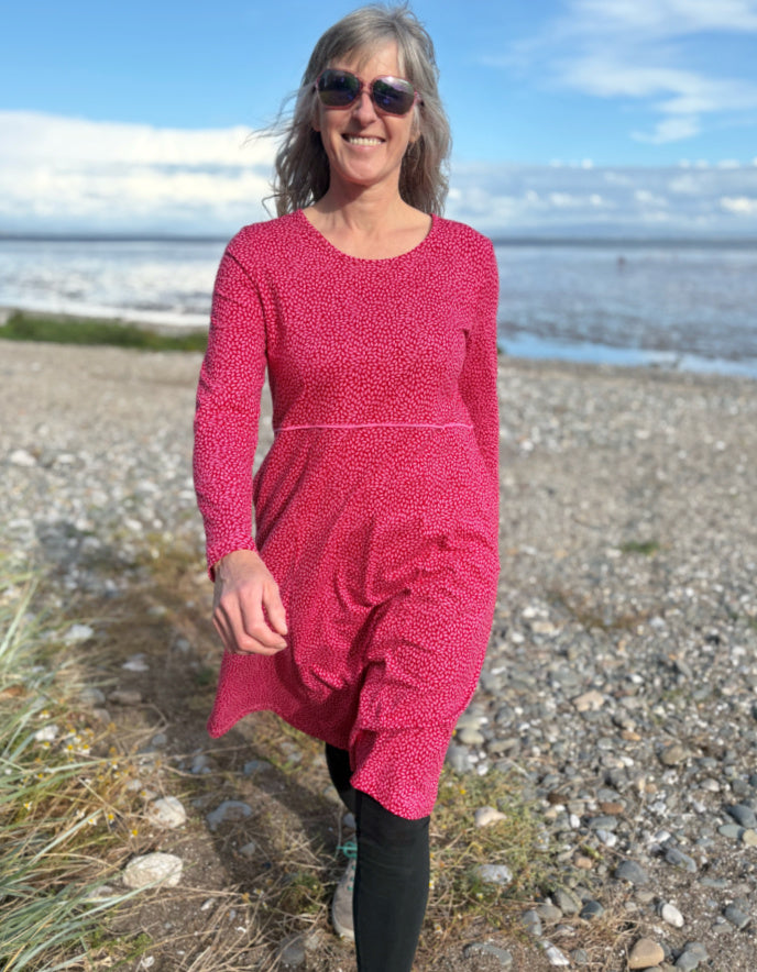 Heidekonigin Jersey Dress in Pink Dash Print