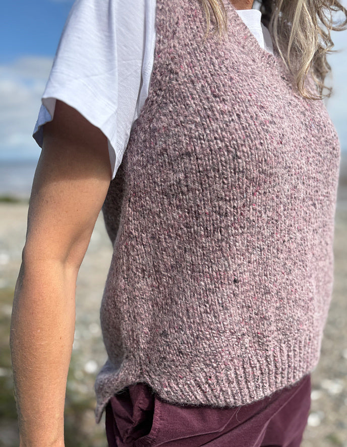 Fisherman Out of Ireland V-Neck Alpaca Donegal Tank Top