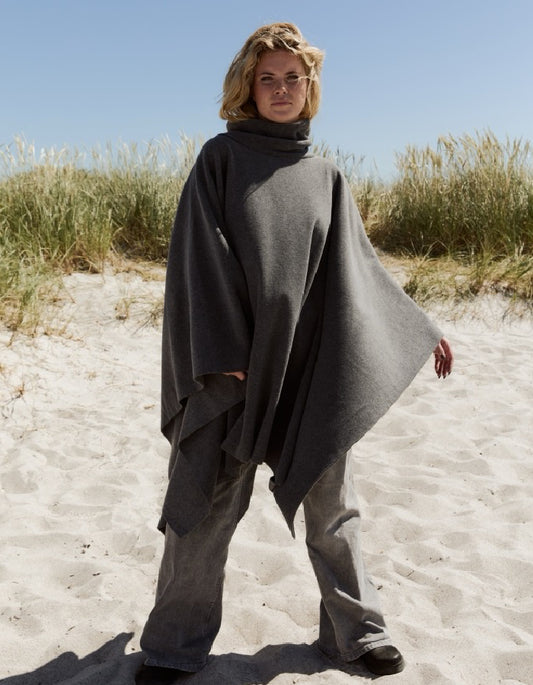 Henriette Steffensen Fleece Poncho in Bark