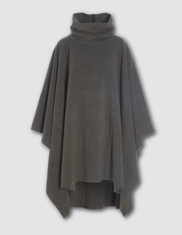 Henriette Steffensen Fleece Poncho in Bark