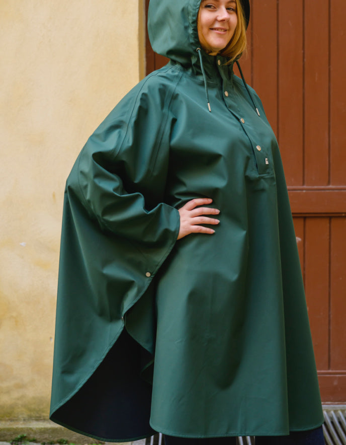 Danefae Danerain Poncho in Dark Forest