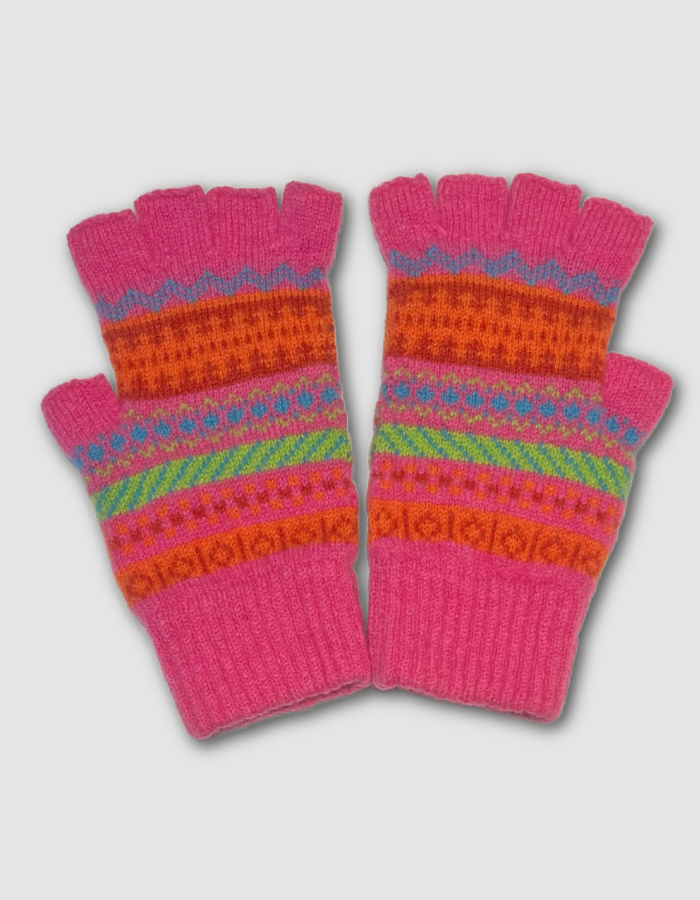 Green Grove Staffa Fingerless Gloves in Pot Purri