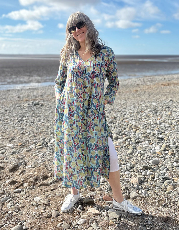 cotton kaftan dress with long sleeves and side splits in handblocked print
