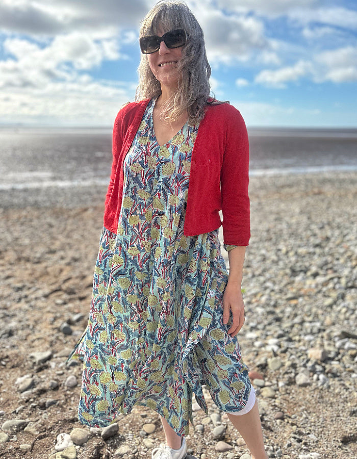 cotton kaftan dress with long sleeves and side splits in handblocked print