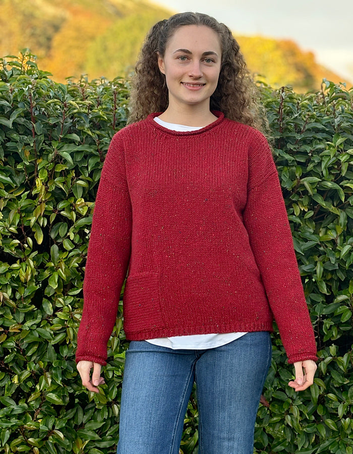 Fisherman out of Ireland Relaxed Fit Sweater with Patch Pocket in Robin Red