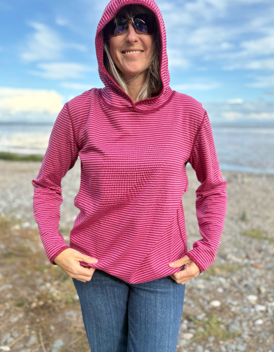 Heidekonigin Reversibel Hooded T shirt in Plum