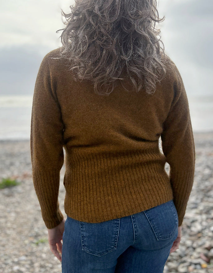 Noble Wilde Rib Turtle Neck in Tahiti