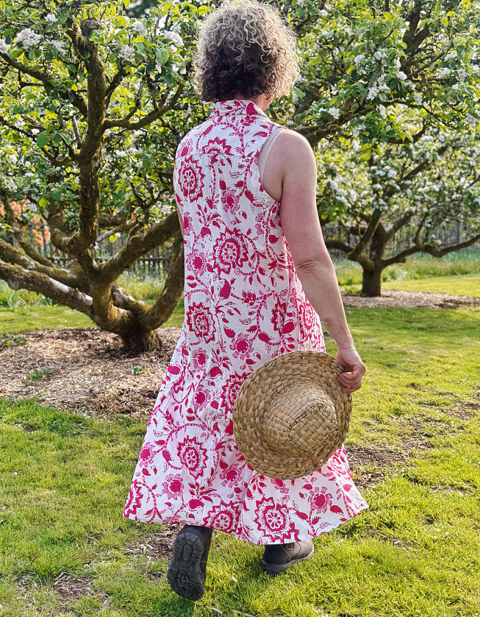 safari style sleeveless shirt dress with a midi length in summer pink print, gorgeous for a summers day