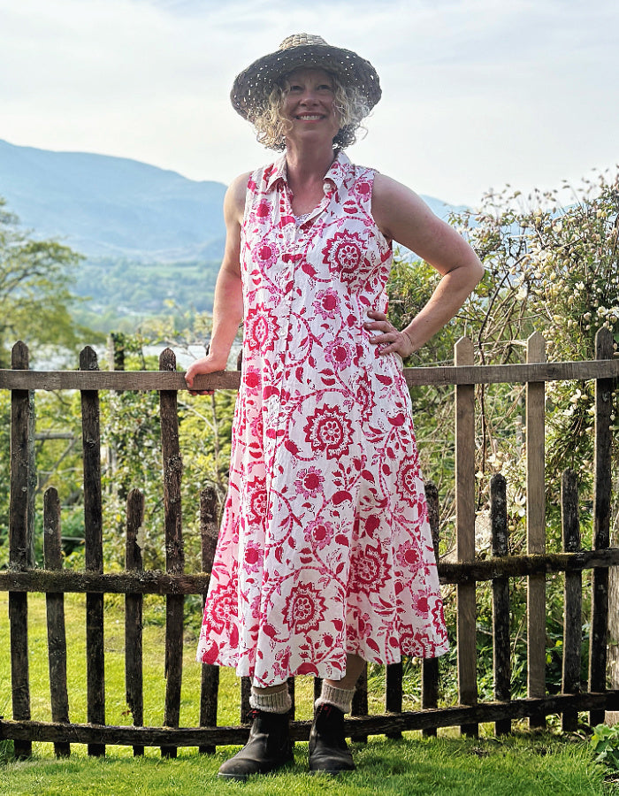 safari style sleeveless shirt dress with a midi length in summer pink print, gorgeous for a summers day
