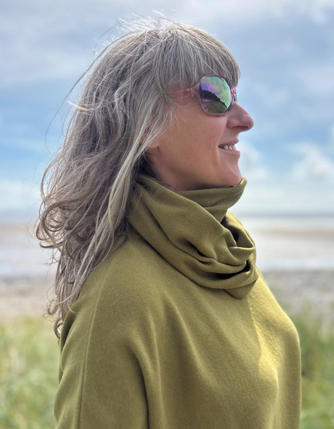 Neirami Cosy Snood in Olive