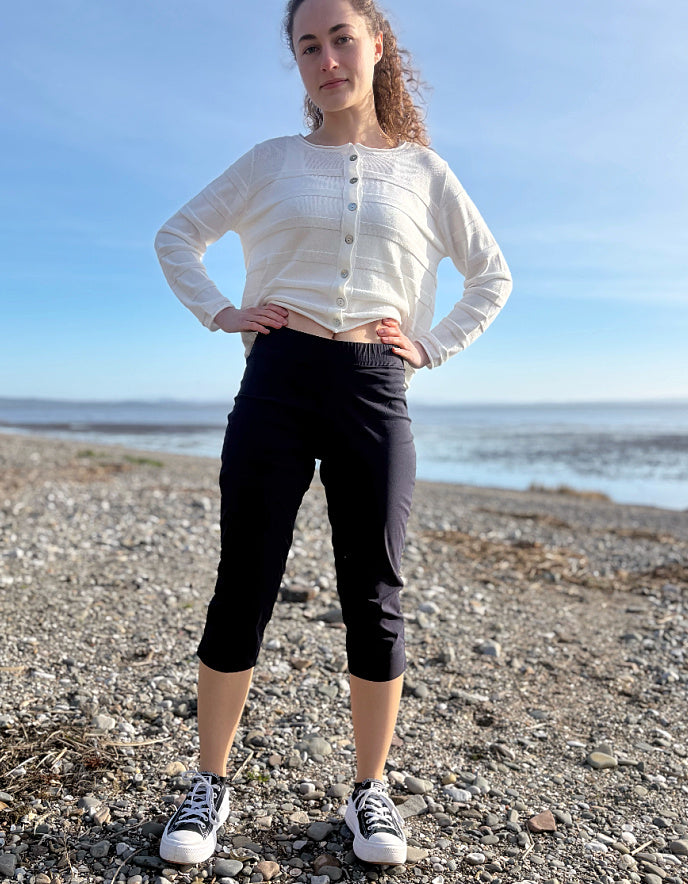 Foil Trapeze Split Enz Capris in Navy