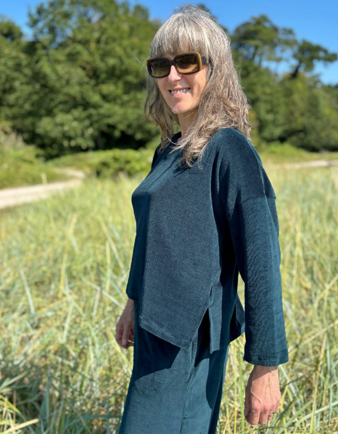 Luukaa Lana Velvet Top in Teal