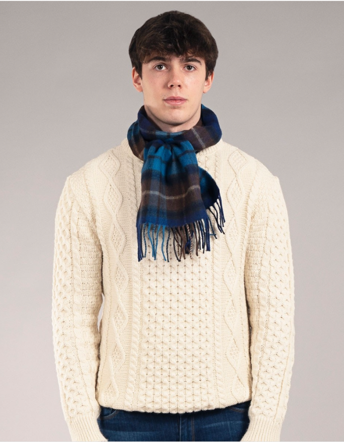 Lochcarron Lambswool Scarf in Buchanan Blue Tartan