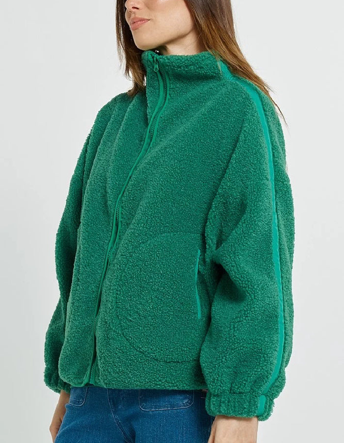 Betty Basics Aubrey Fleece In Green
