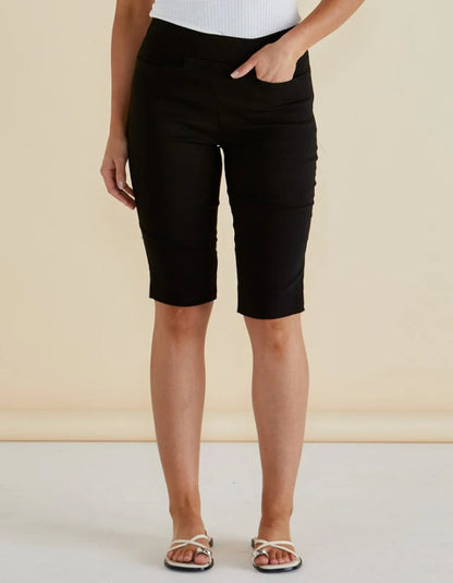 black bengaline Bermuda shorts