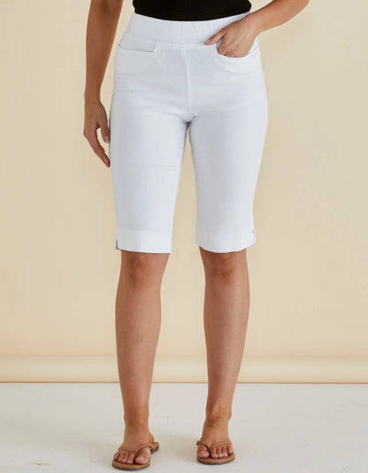 white bengaline Bermuda shorts