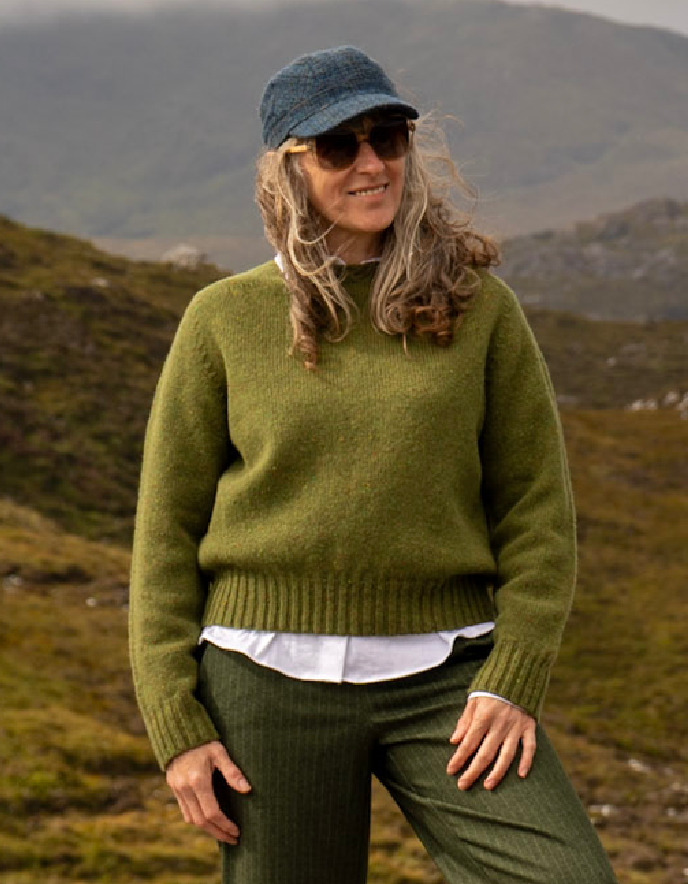 Harley Donegal Tweed Cropped Crew in Raasay