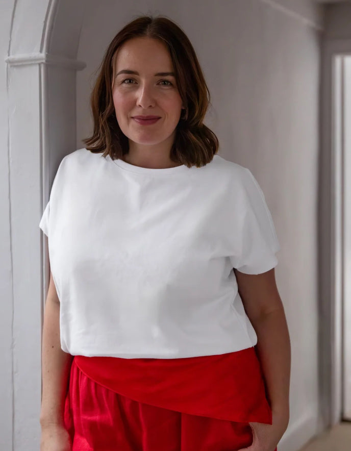 Chalk Wei Tee in White