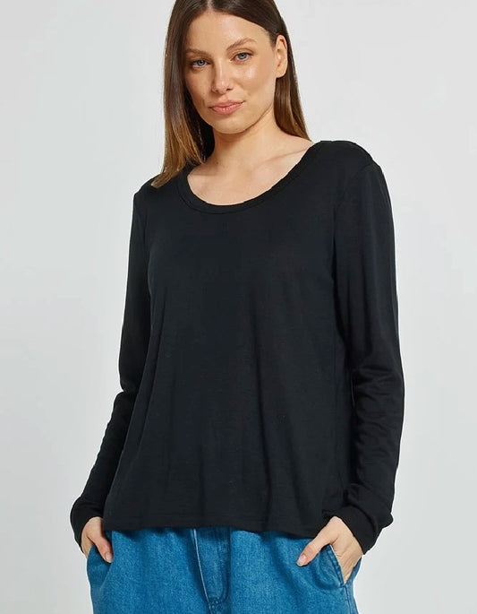 Betty Basics Westin Blended Wool Tee in Black