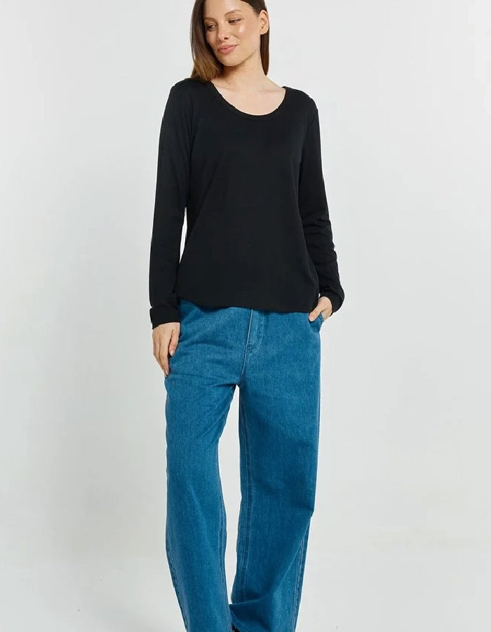 Betty Basics Westin Blended Wool Tee in Black