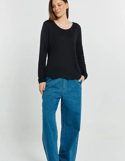 Betty Basics Westin Blended Wool Tee in Black
