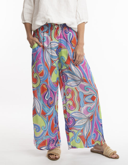wide leg summer palazzo pant with elasticated waist and pockets in bright baroque style print