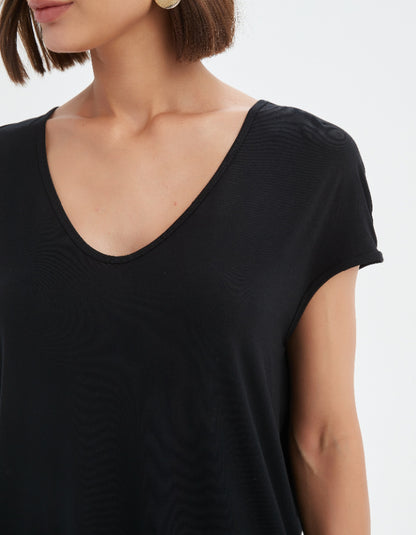 Tirelli Deep V Cap Sleeve Tee in Black