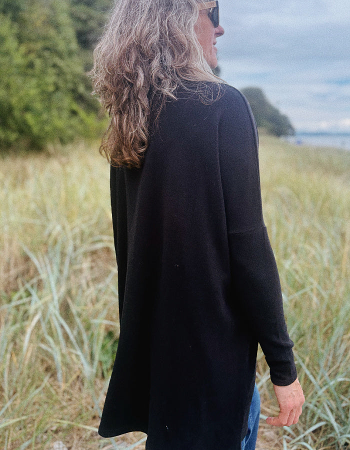 Neirami Luxury Fleece Turtleneck Tunic in Black