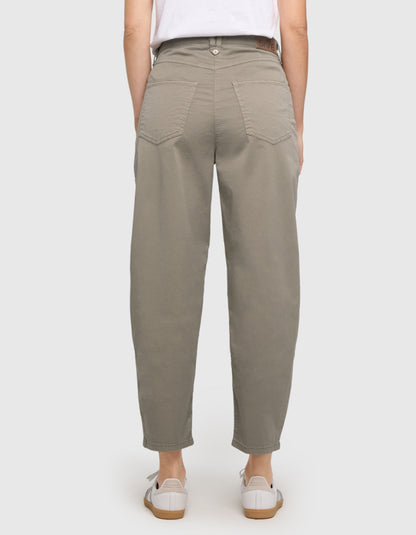 MAC Bora Cotton Twill Barrel Leg Trousers