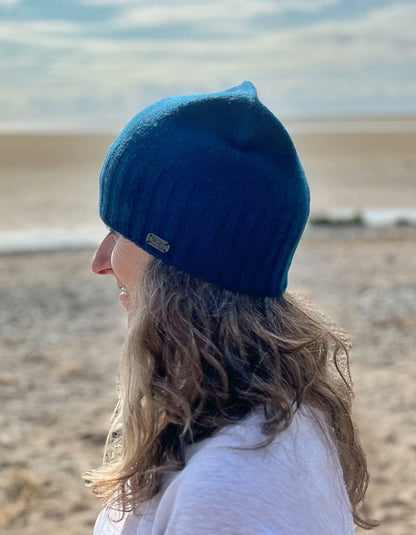 Kusan Cashmere & Wool Beanie in Teal