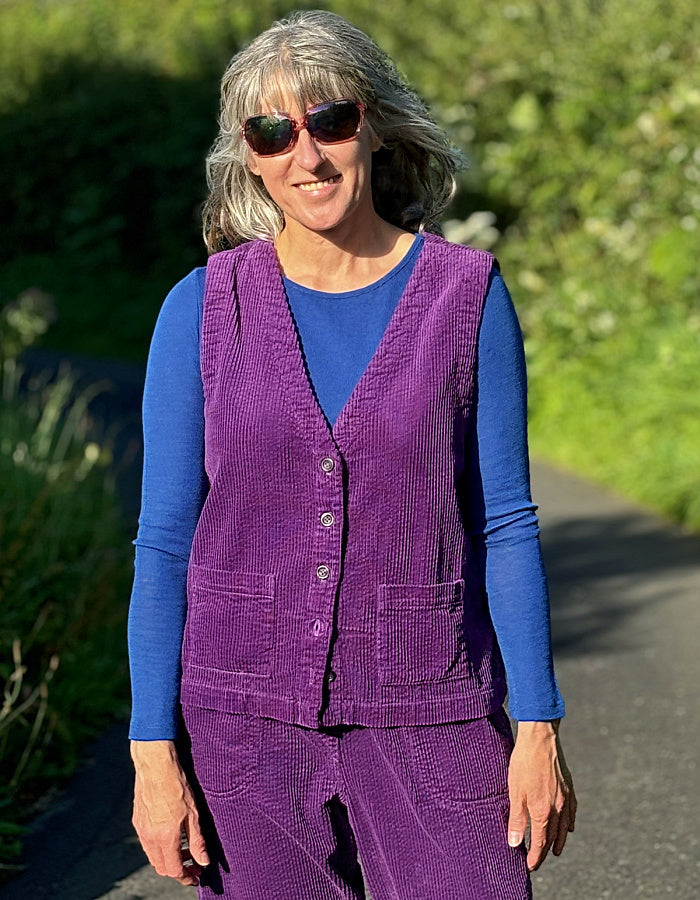 cotton cord jumbo cord waistcoat in purple