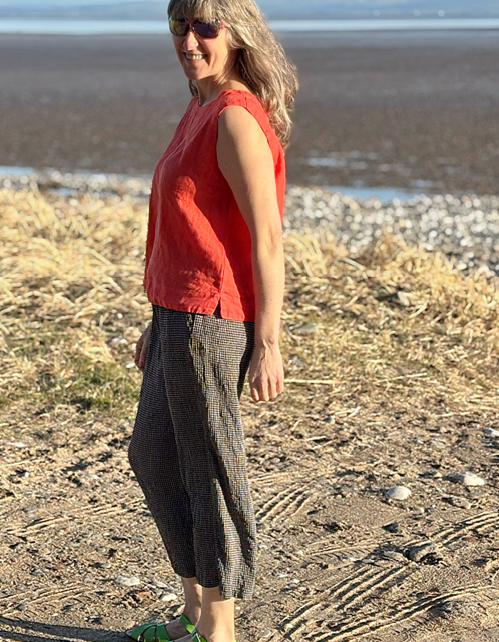 light weight summer cropped trousers in black and grey mini check gingham