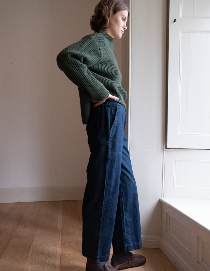 wide leg jeans with elasticated waist in dark denim