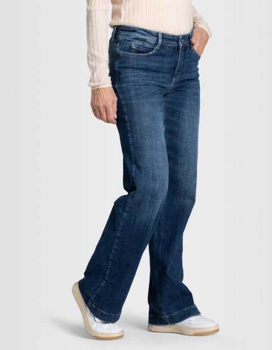 wide leg jean in authentic blue wash in stretch denim