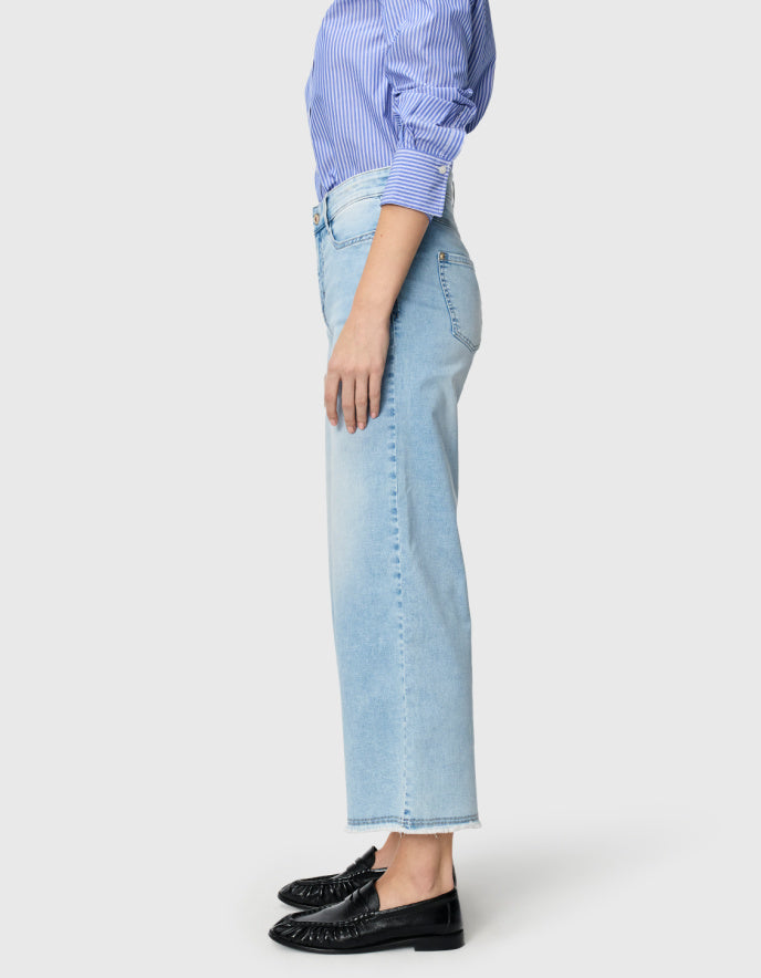 wide fit summer weight light washed cropped jeans